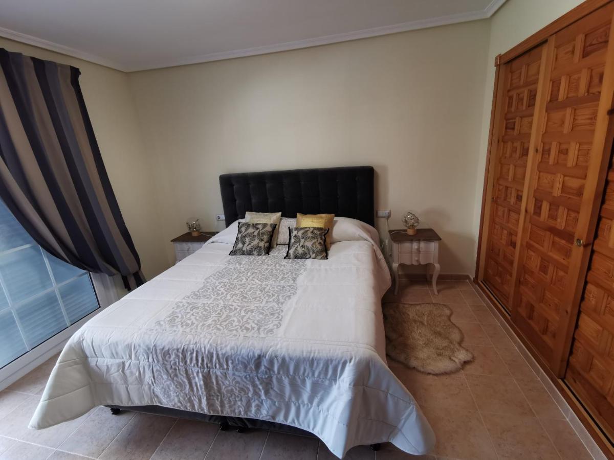 VILLA DE LUJO CON PISCINA PRIVADA, JACUZZI y BARBACOA Murcia Kültér fotó